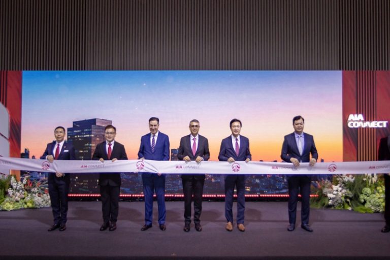 เอไอเอ ประเทศไทย เปิดตัว “AIA Connect” อย่างยิ่งใหญ่ ปักหมุดแลนด์มาร์กใหม่ รุกตลาดออฟฟิศระดับพรีเมียม ชูแนวคิด “Home-Inspired Workplace” ยกระดับย่านรัชดาฯ – พระราม 9 สู่ศูนย์กลางธุรกิจที่เชื่อมต่อทุกความเป็นไปได้